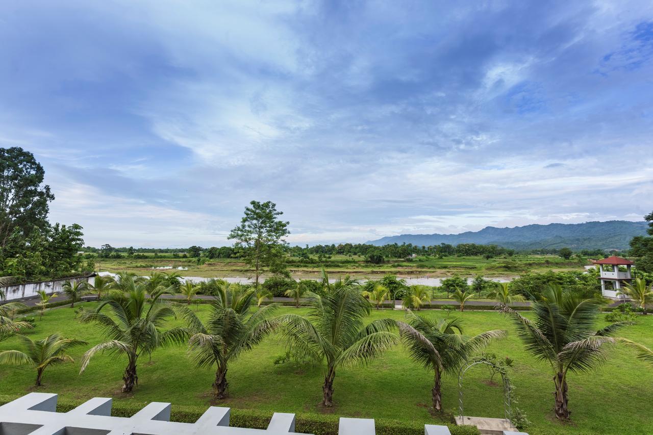 Zone Niathu Dimapur By The Park Hotell Eksteriør bilde