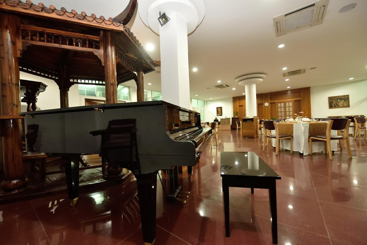 Zone Niathu Dimapur By The Park Hotell Eksteriør bilde
